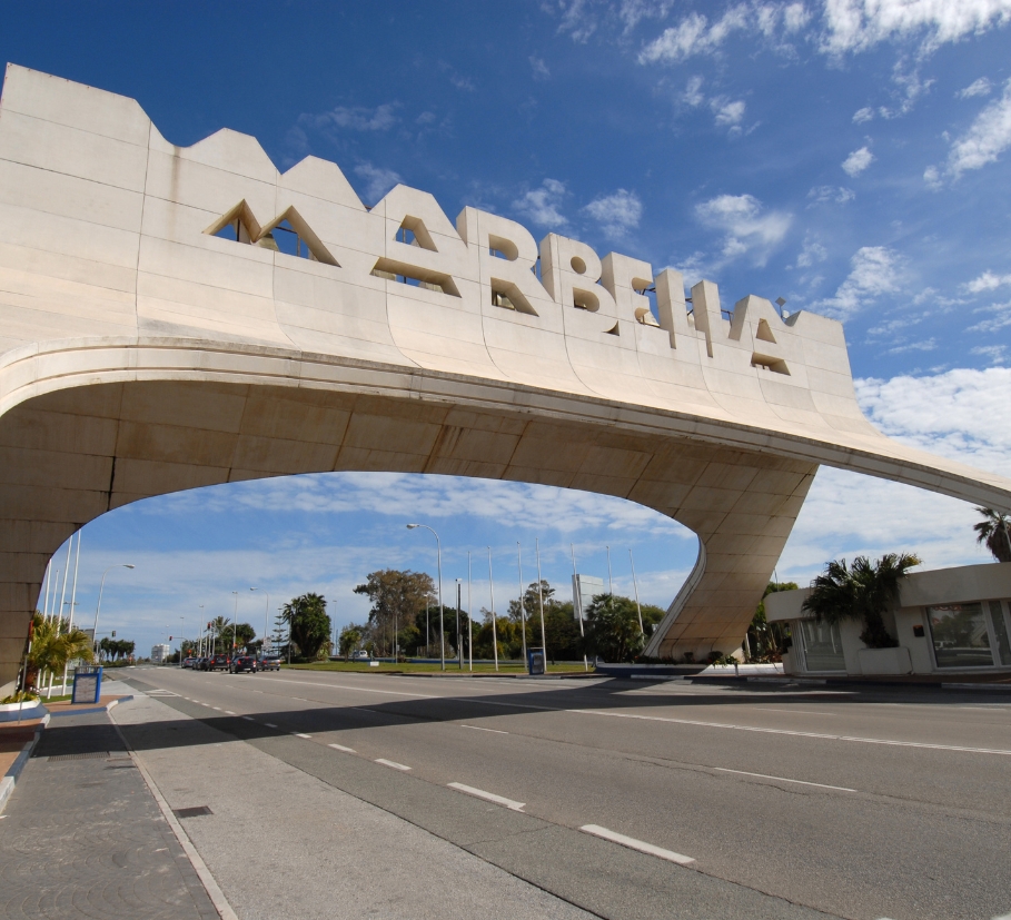 Arco de Marbella desde el oeste